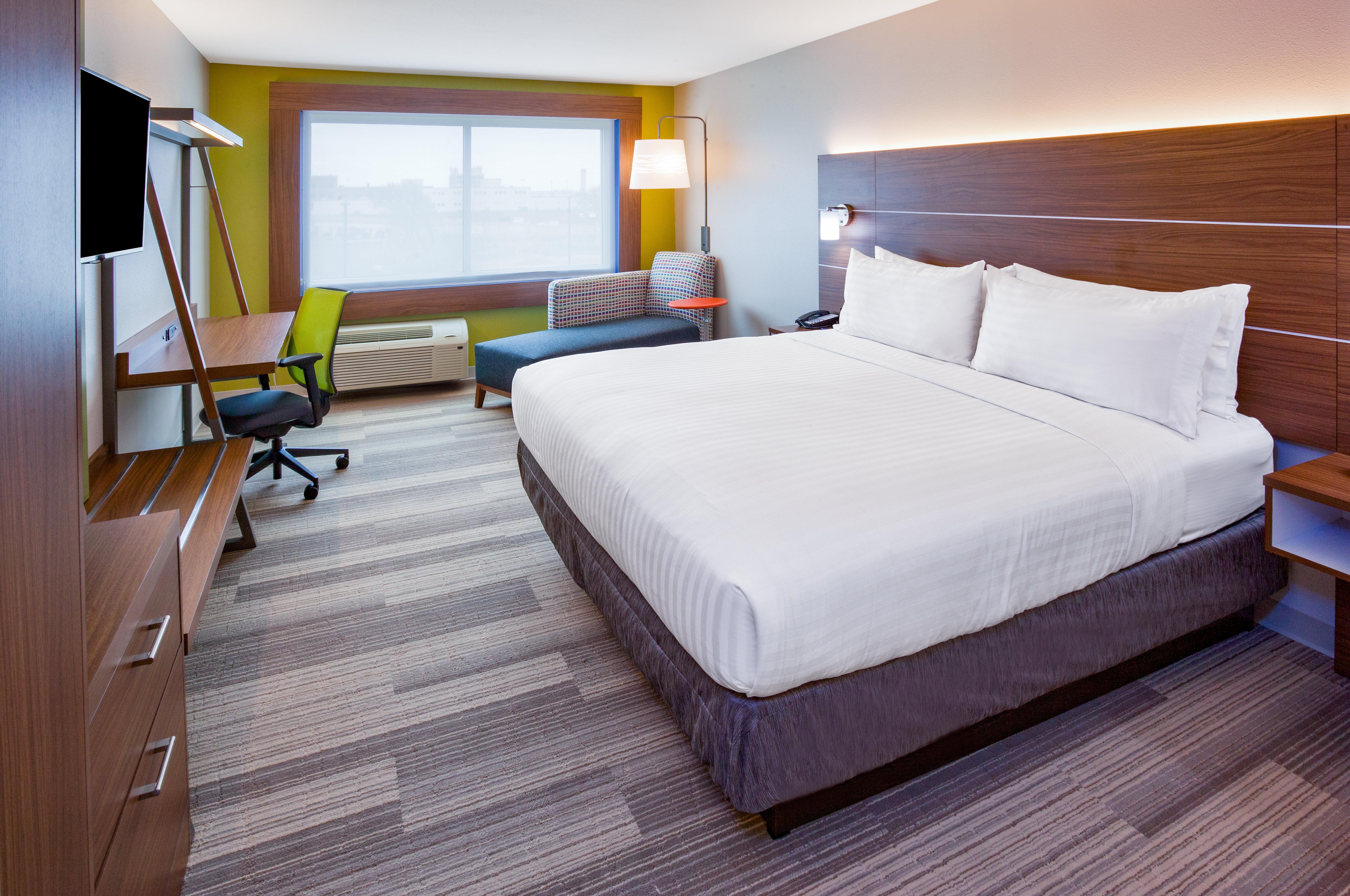 Holiday Inn Express And Suites Des Moines Downtown By Ihg Exterior photo